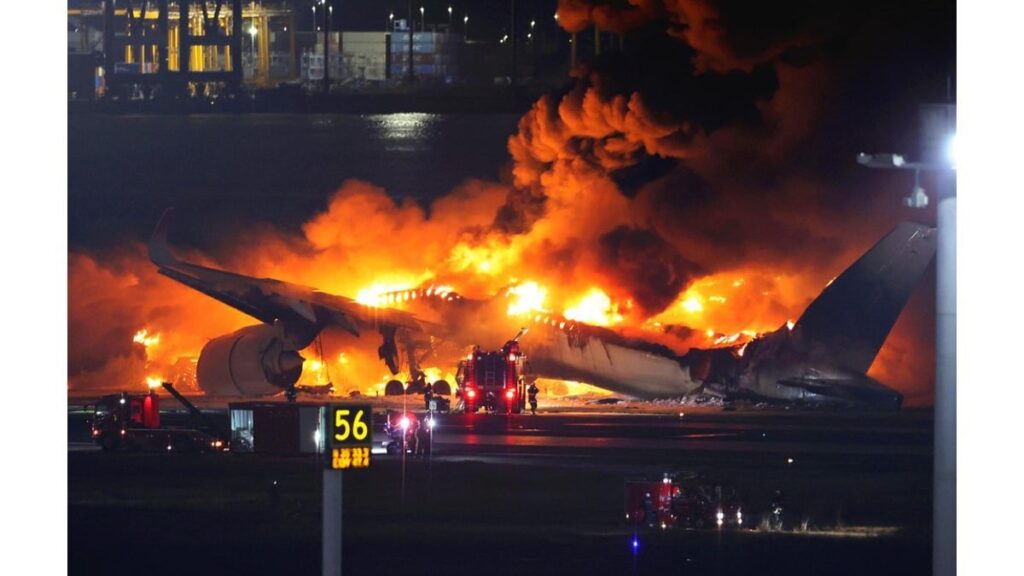 日航機炎上、衝突した海保機の男性乗員５人死亡…旅客機からの脱出者は１７人が負傷