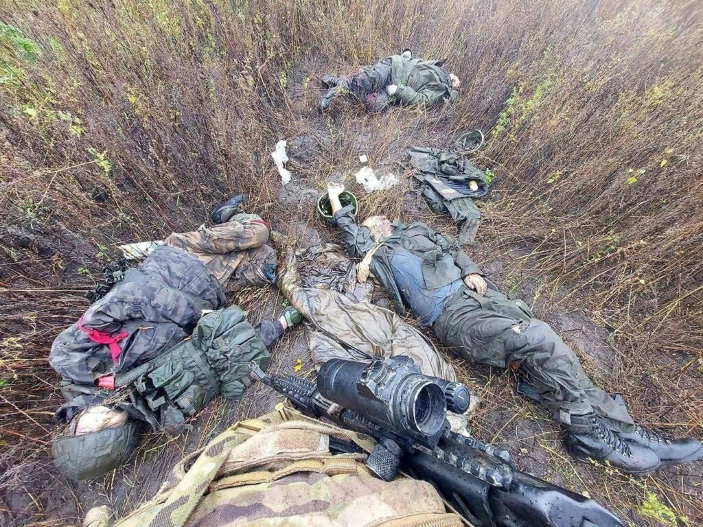 前線のどこかで死亡したロシア兵