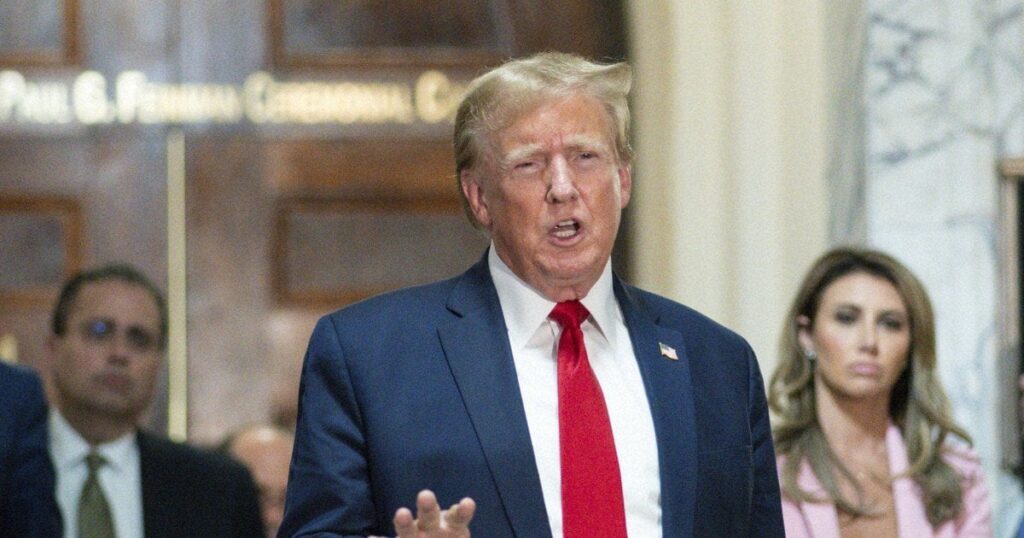 トランプ氏関連企業、外国政府から11億円超受け取り 民主党調査