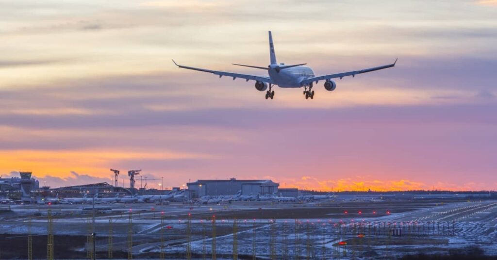 空港労働者が2月のストライキに参加し、フィンランド全土で航空便が運航停止に