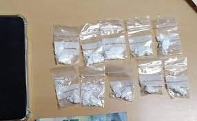 コカイン、「咳」、エクスタシー、ヘロイン、スピード、メタンフェタミン...薬物で6日間で10人が逮捕