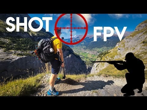 スイスの山々をハイキング中にドローン使用者が撃たれる
