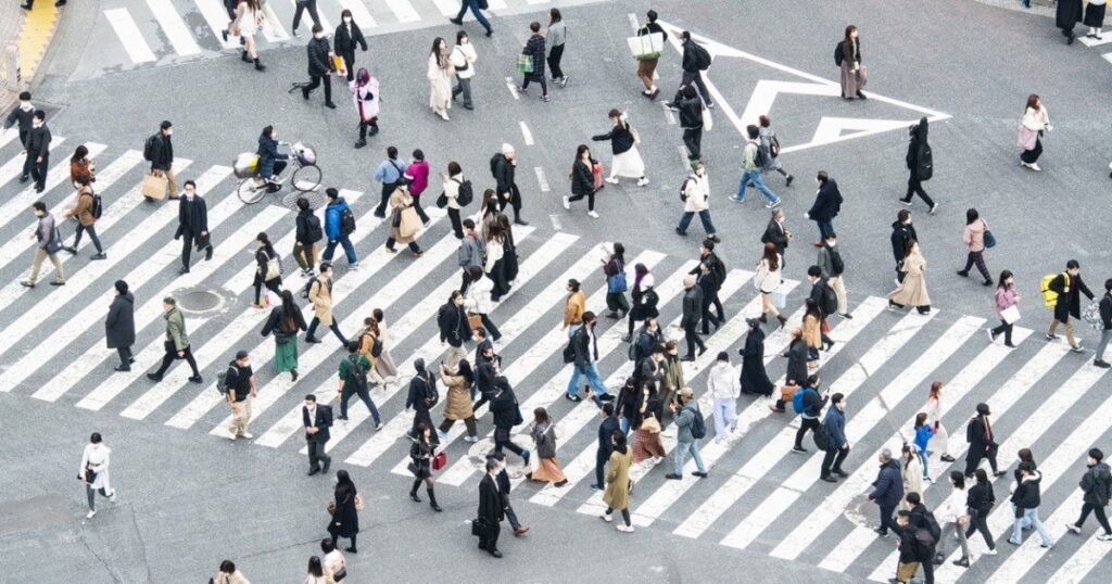 なぜ日本では「人手不足」が深刻化しているのか、ごくシンプルな理由 “体力の持ち主”が減った