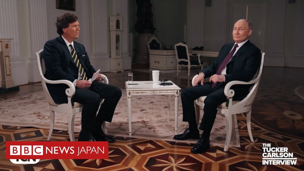 プーチン大統領が元米FOX司会者タッカー・カールソンとインタビュー