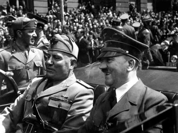 「スロベニアはイタリアに対し、なぜ平和条約に署名しなければならなかったのか思い出させるべきだ。」 [traduzione nel commento]