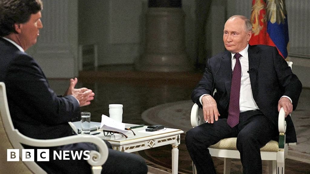 タッカー・カールソン：テレビ司会者としてプーチン大統領がクレムリンに自由を与えて主導権を握る