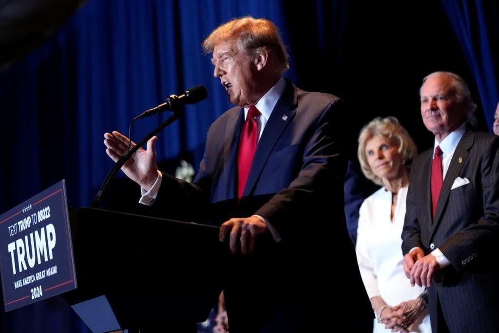 サウスカロライナ辛勝でトランプが大胆に仕掛けた「亡国の罠」- 共和党私物化で裁判費用捻出、負けたヘイリーには献金相次ぐ