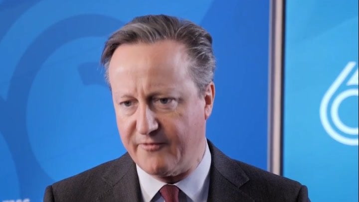 デービッド・キャメロン首相、ナワリヌイ氏の死後、プーチン大統領に「影響があるはず」と誓う