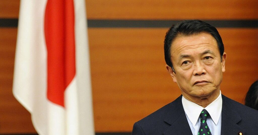 麻生太郎「岸田首相の裏切り」であっけない幕切れか...権力を失った《キングメーカー》から「さっそく去って行く人たち」