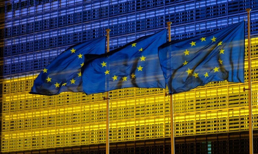 ウクライナのEU加盟への道は改革で舗装される