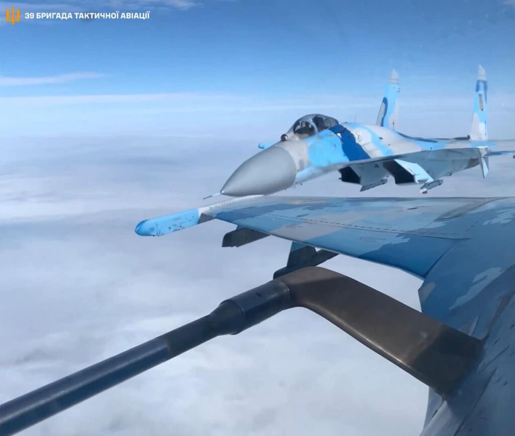 スホーイ Su-27「フランカー」多目的ジェット機、ウクライナ空軍 (第 831 戦術航空旅団) より、2024 年 2 月。