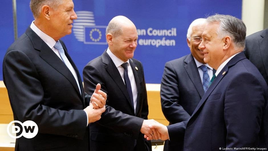 EU首脳、500億ユーロのウクライナ支援策で合意に達する