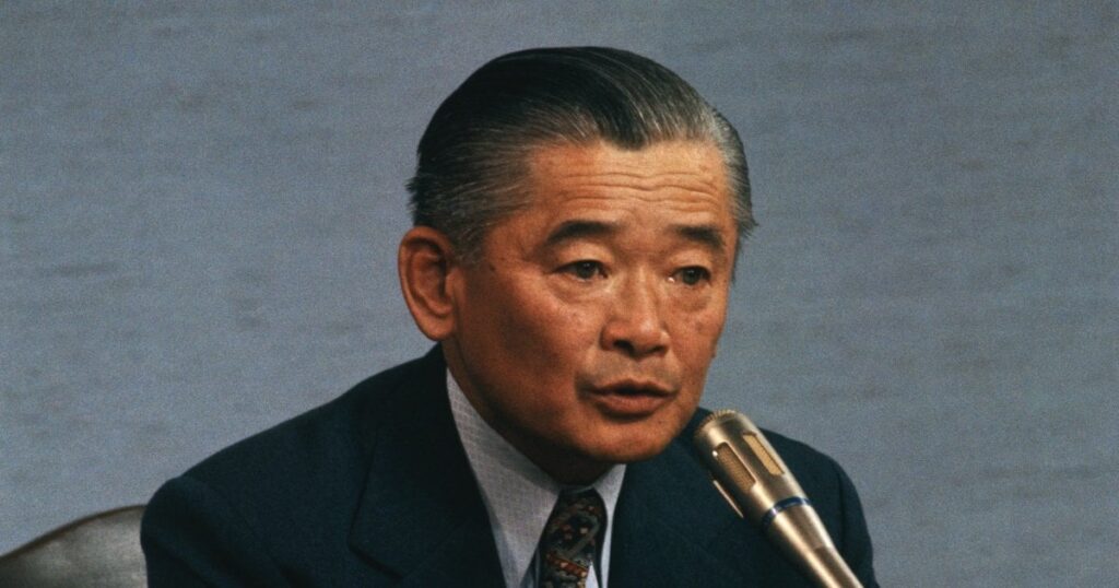派閥存続で「ポスト岸田」を狙う茂木氏に思い出して欲しい「罪万死に値する」発言…莫大なカネを集めた元首相の悔悟