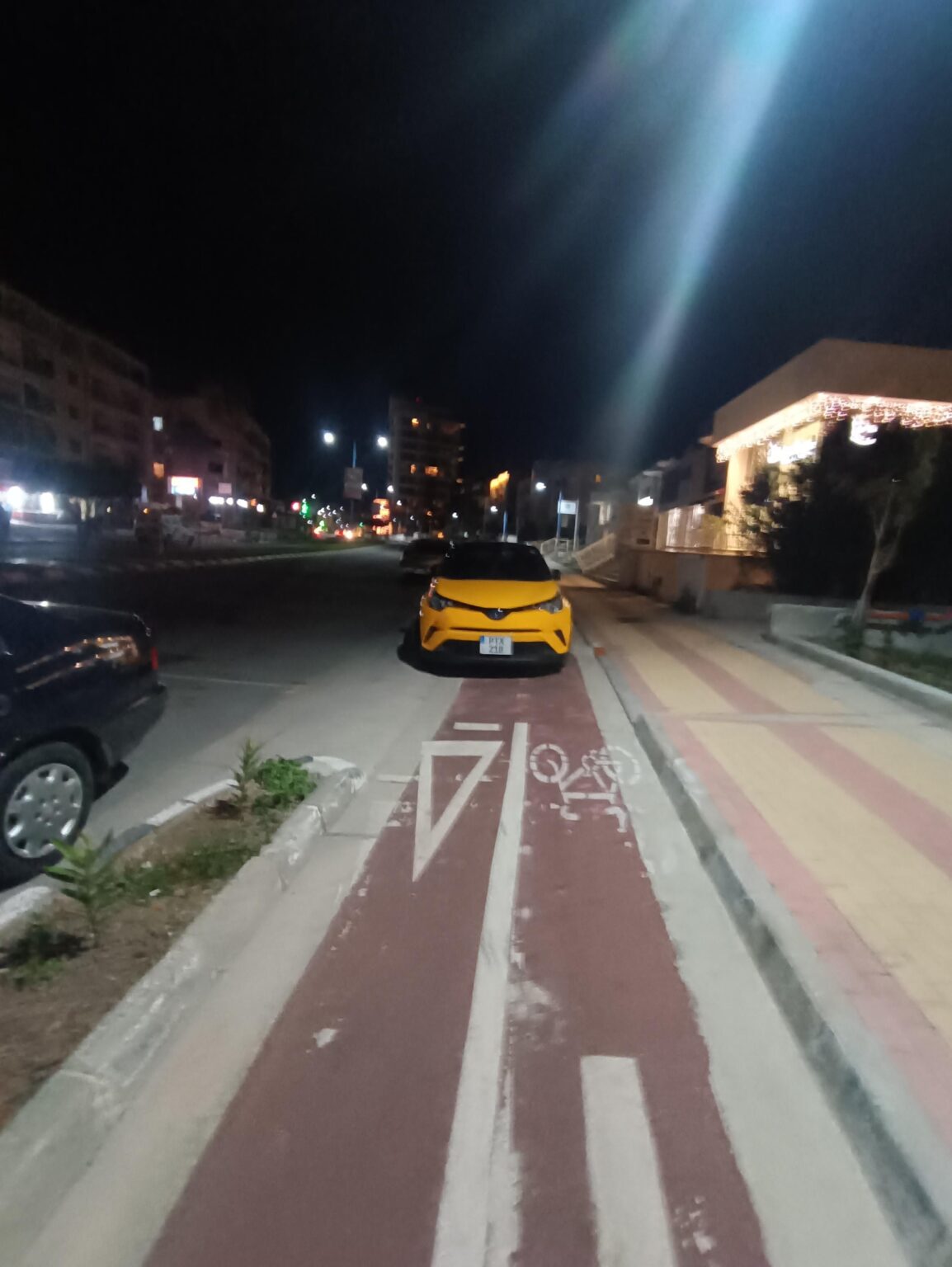 地獄には自転車レーンに駐車する人のための特別な場所がある