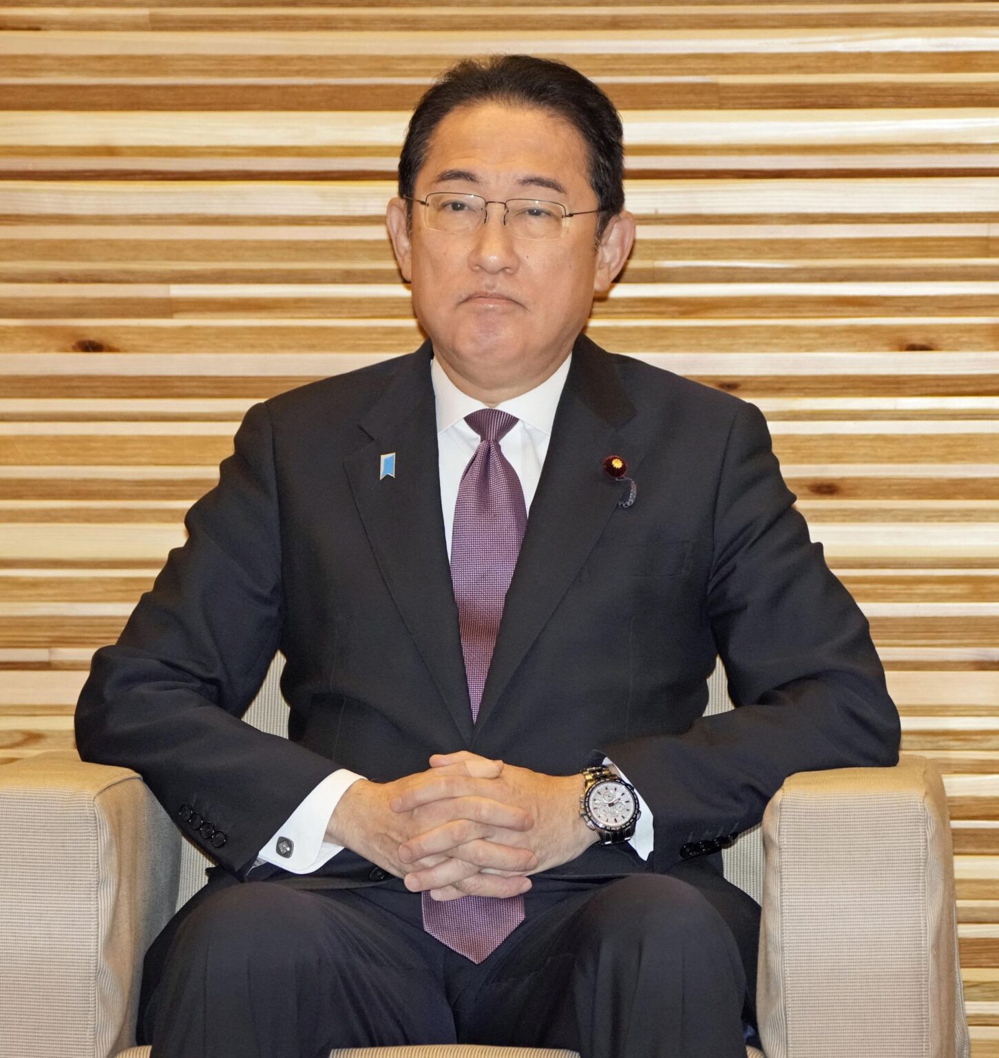 NTT、放送法改正など閣議決定 スマホでNHK視聴に受信料