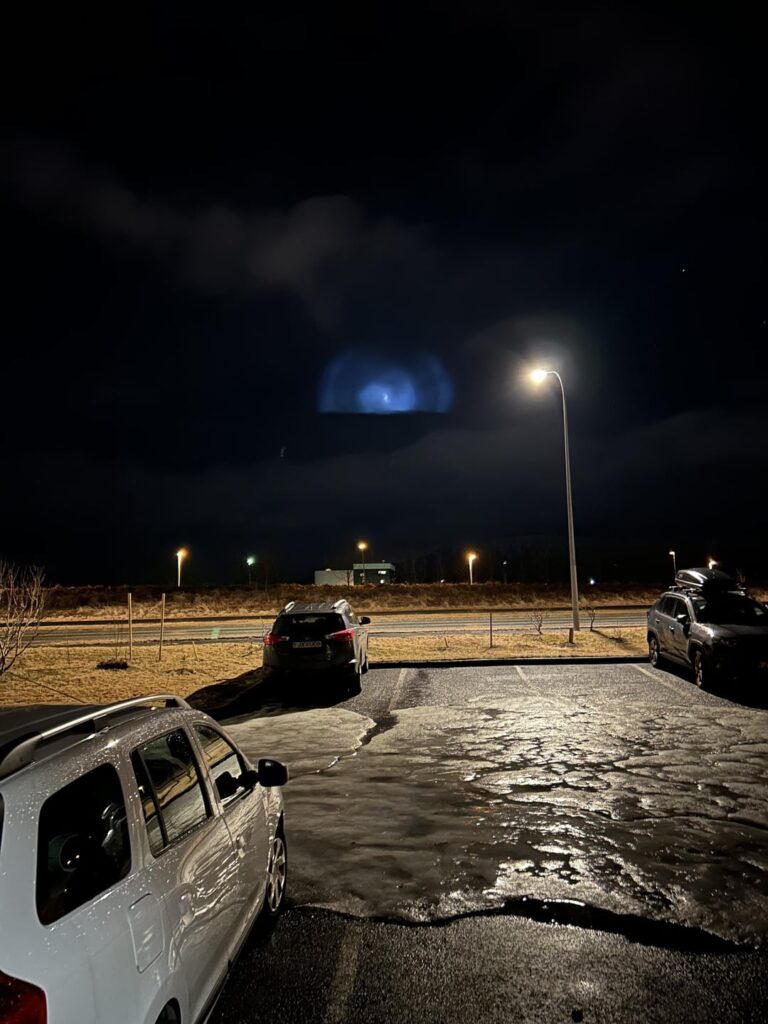 昨夜の空の光