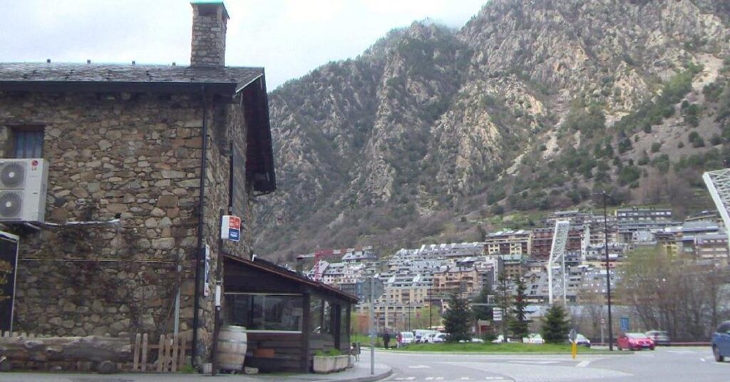 アンドラ・ラ・ベリャで4人が巻き込まれた複数ひき逃げ事件の犯人が逮捕された
