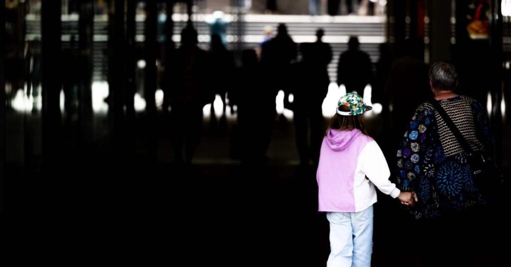 失業手当の削減は月曜日に発効する。 月々のサポートが 400 ユーロ近く下がる可能性がある