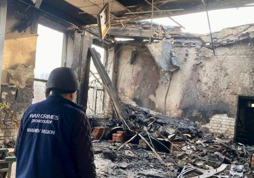 ロシア、ハリコフをダブルタップ無人機攻撃で攻撃、初動対応者を含む4人が負傷