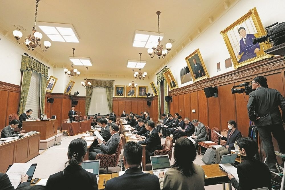 やっと開催した政倫審なぜ中断 「裏金」解明の裏で、もう一つの与野党攻防があった