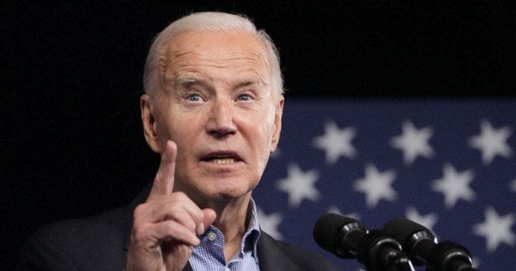 バイデン米大統領「不法移民」発言を後悔 民主党左派の離反懸念