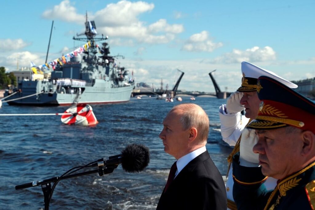 プーチンの次なる侵略計画か、「バルト三国の首相らを指名手配」から透けて見える“よこしまなウラ事情”