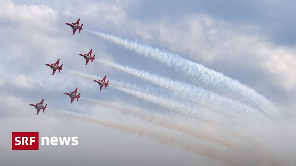 財政状況も理由 - 陸軍はタイガージェットと現在のパトルイユ・スイスの退役を望んでいる