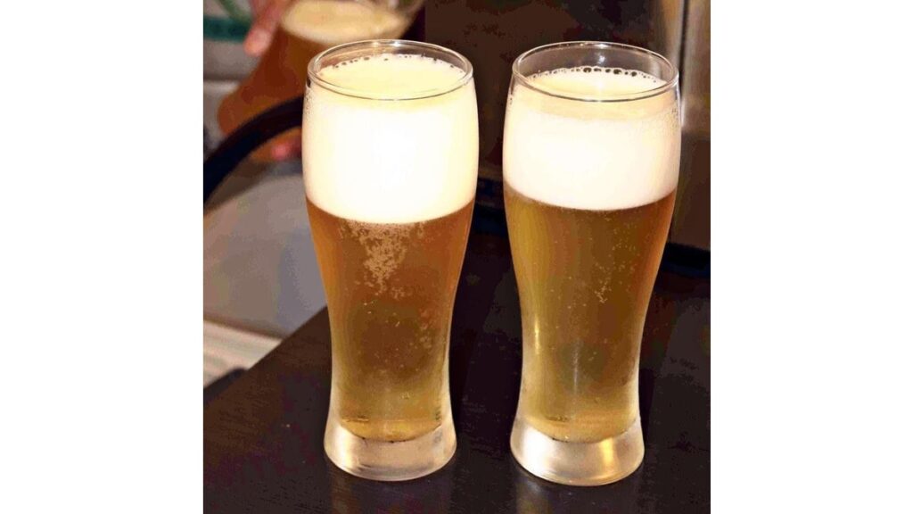 [経済] ３月のビール販売、半年ぶり減…気温低く花見や行楽の需要ずれ込み