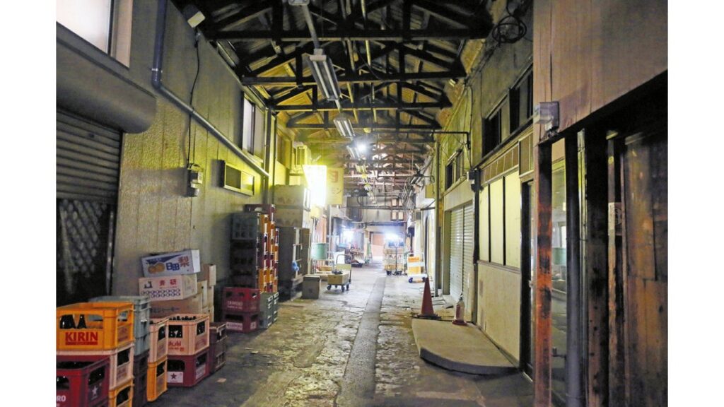 [ニュース] 昭和の面影残す「北九州市民の台所」旦過市場、１度目の火災から２年…解体・商業施設着工へ