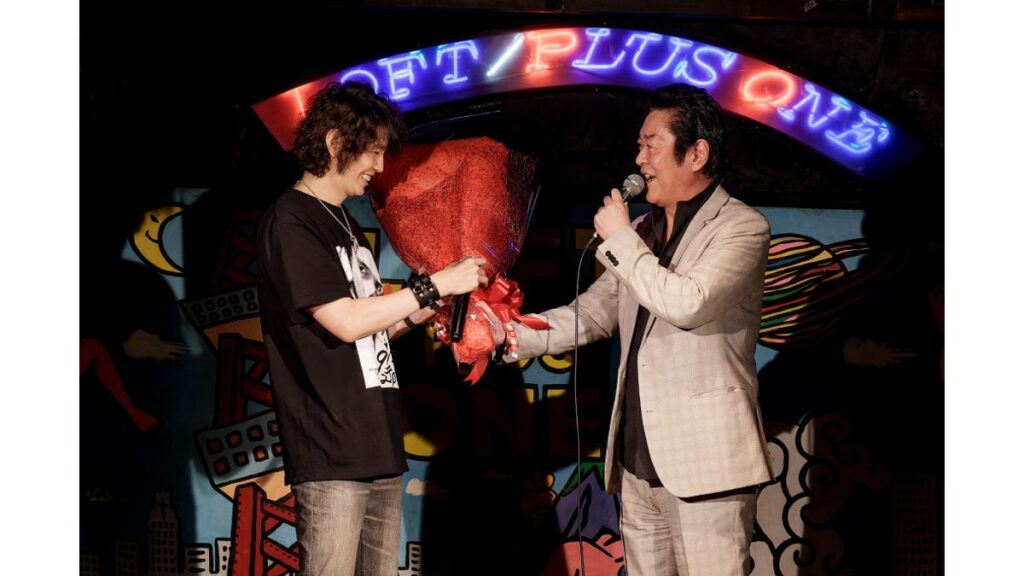 [日本特撮党 党首の活動報告] １２回目の「９１３祭」を開催…仮面ライダーカイザを囲む