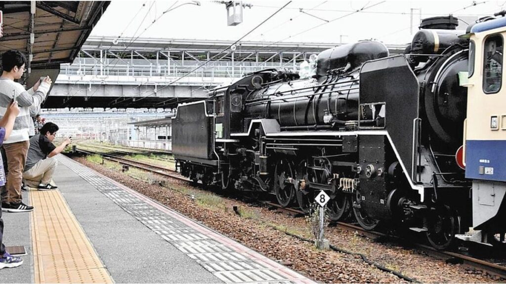 [ニュース] ＳＬやまぐち号の「Ｄ５１」、修繕終えＪＲ新山口駅に帰還…「また無事に走ってほしい」