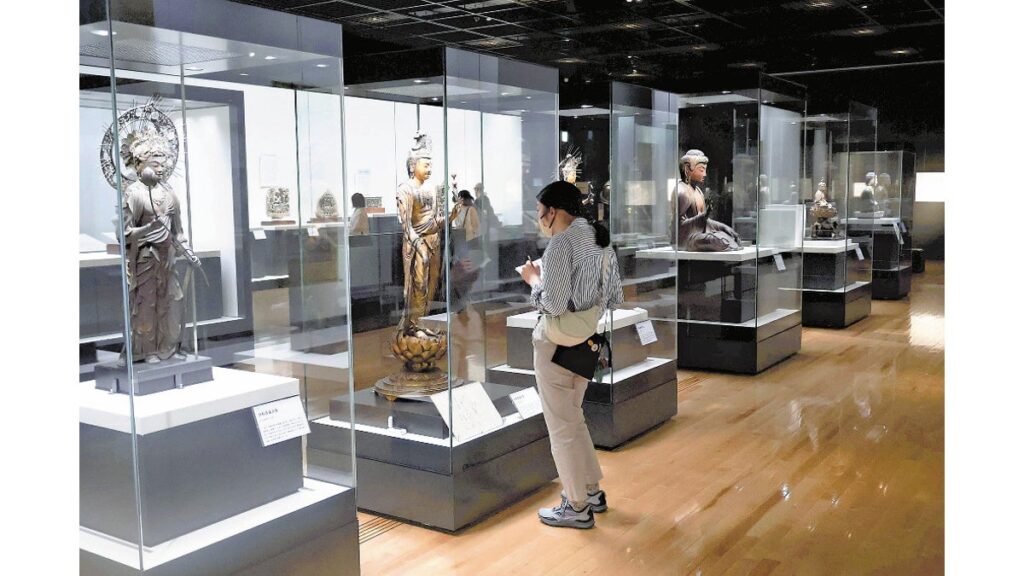 [ニュース] 展覧会「文明の十字路・バーミヤン大仏の太陽神と弥勒信仰―ガンダーラから日本へ―」…龍谷大学龍谷ミュージアムで始まる