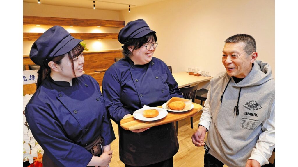 [ニュース] 九州豪雨で漬物店に濁流…逃げ遅れた父の自信作だった漬物入りカレーパンで「にぎわいにつなげたい」