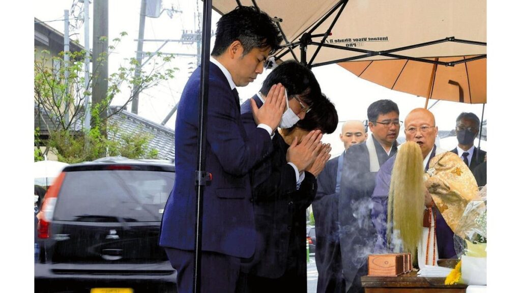 [ニュース] 亀岡暴走１２年、追悼の朝…池袋事故の遺族男性が初めて参列