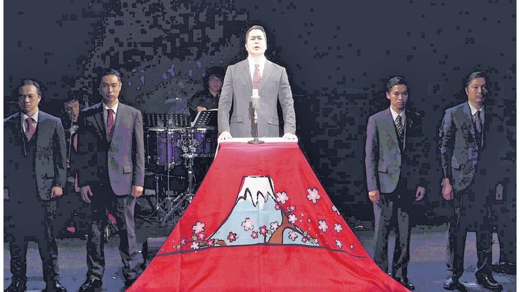 [舞台] 田中角栄元首相の半生を音楽劇で、本人の肉声が流れる場面も…劇団座長「若い人に見に来てほしい」