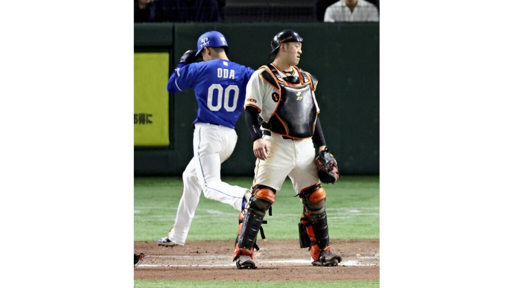 [プロ野球] 命取りになった「岸田の悪送球」、巨人の阿部監督「刺しにいったので致し方ない」