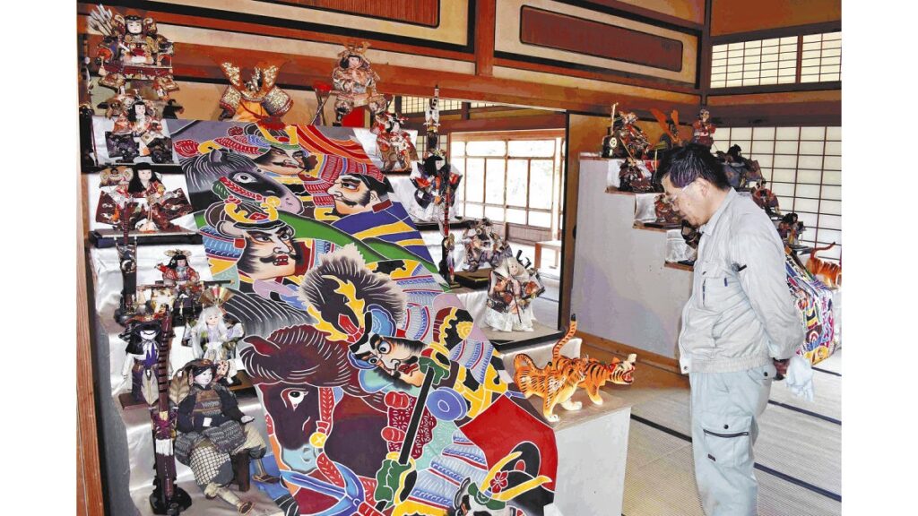 [ニュース] 福岡県築上町の国名勝「旧蔵内邸」で勇壮な武者人形やかぶと３００点展示