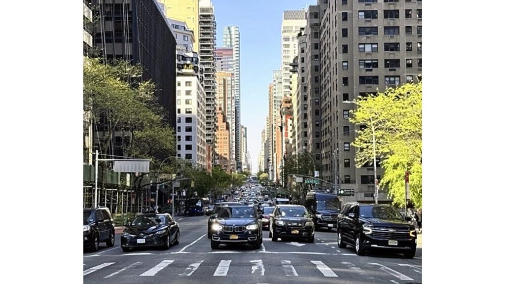 [国際] ＮＹで米国初の「渋滞税」…乗用車１５ドル、タクシー１・２５ドル上乗せ