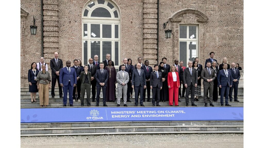 [経済] Ｇ７環境相会合「石炭火力発電の２０３０～３５年廃止」で合意…英閣僚が明らかに