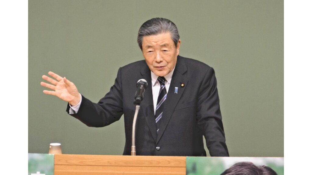 [ニュース] 自民・森山総務会長、海自鹿屋航空基地の式典で「我が国の軍備」…言い間違えたと撤回