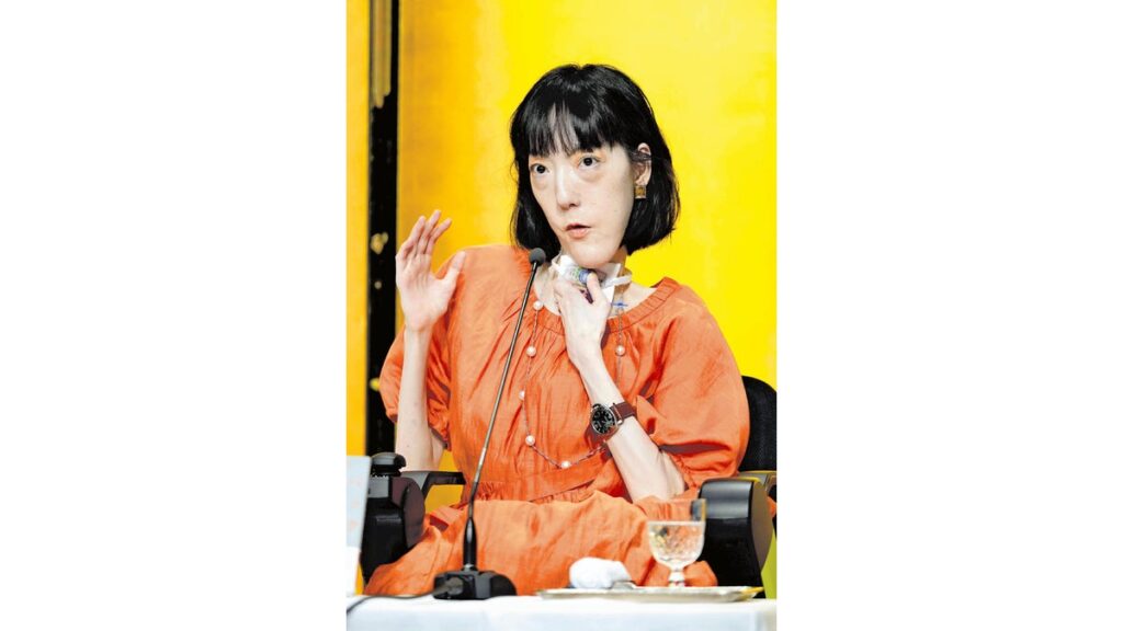 [本のインタビュー] ［文芸月評］根強い性差別は日常に 「男尊女卑的」哲学通し思索