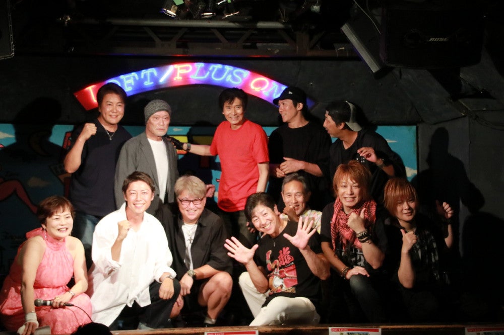 全員で記念撮影