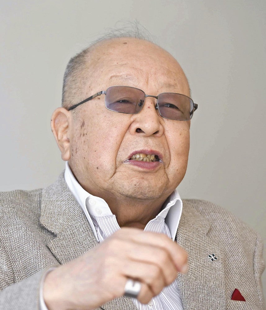 米寿を迎えて、ますますお元気な矢野誠一さん。演劇人や芸人との交流は幅広く、そのエピソードは面白すぎる（写真は２０２３年撮影）