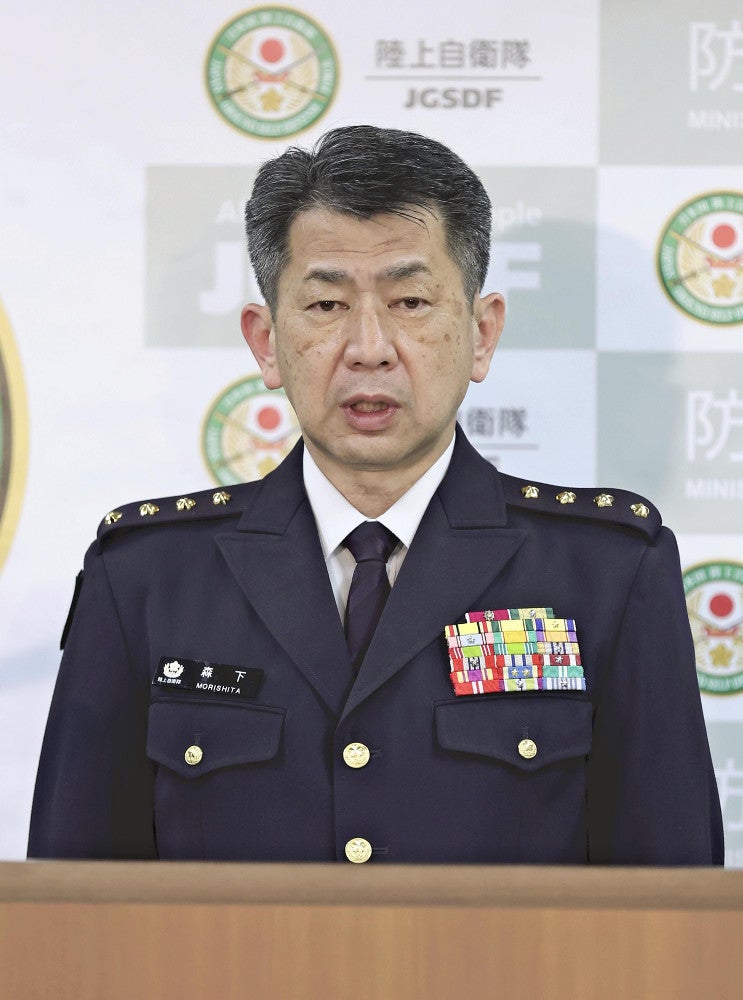 記者会見する森下泰臣・陸上幕僚長（１８日午後、防衛省で）＝後藤嘉信撮影