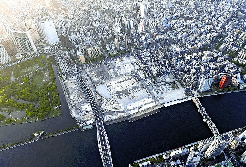 築地市場跡地（東京都中央区で、読売ヘリから）＝林陽一撮影