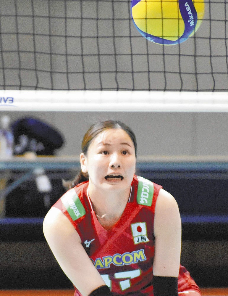 リベロで五輪を目指す西村弥菜美選手（５日、東京都北区で）＝前田剛撮影