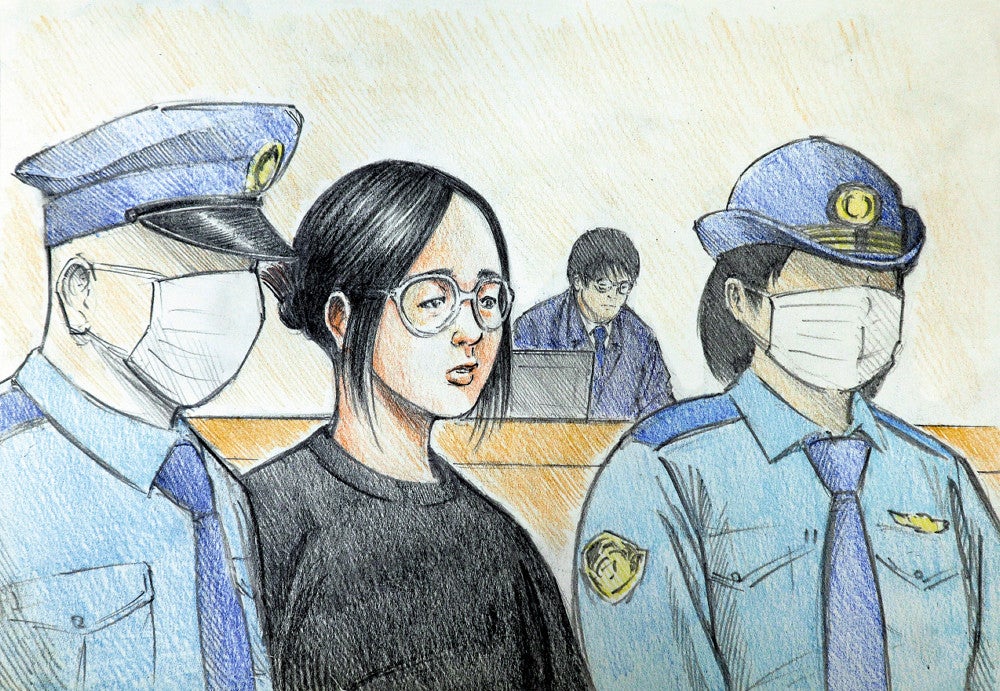 判決に臨む「頂き女子りりちゃん」こと渡辺被告（中央）（イラスト・構成　富永商太）