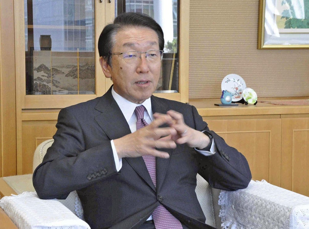 インタビューに応じる商工中金の関根社長（東京都中央区で）