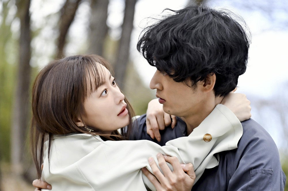 「ミス・ターゲット」では、結婚相手を探すすみれ（松本まりか、左）が、和菓子職人の宗春（上杉柊平、右）と出会う（Ｃ）ＡＢＣテレビ