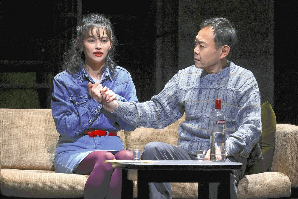 デカローグ４「ある父と娘に関する物語」は、仲むつまじい父（近藤芳正）と娘（夏子）の繊細な心理描写が見所だ（写真・宮川舞子）